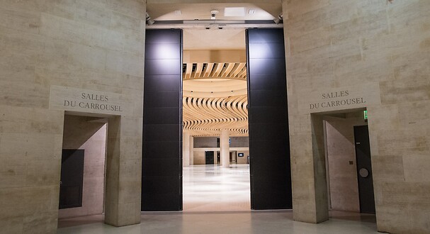 Carrousel_du_Louvre_-Foyer-19-10-2016-012.jpg