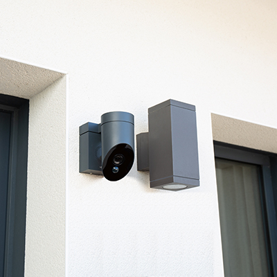 SOMFY 1870472 - 2 Outdoor Camera grises - Camras de surveillance extrieures sans fil - Sirne 110 DB - Branchement Possible sur Un Luminaire Existant image 6 | Rakuten